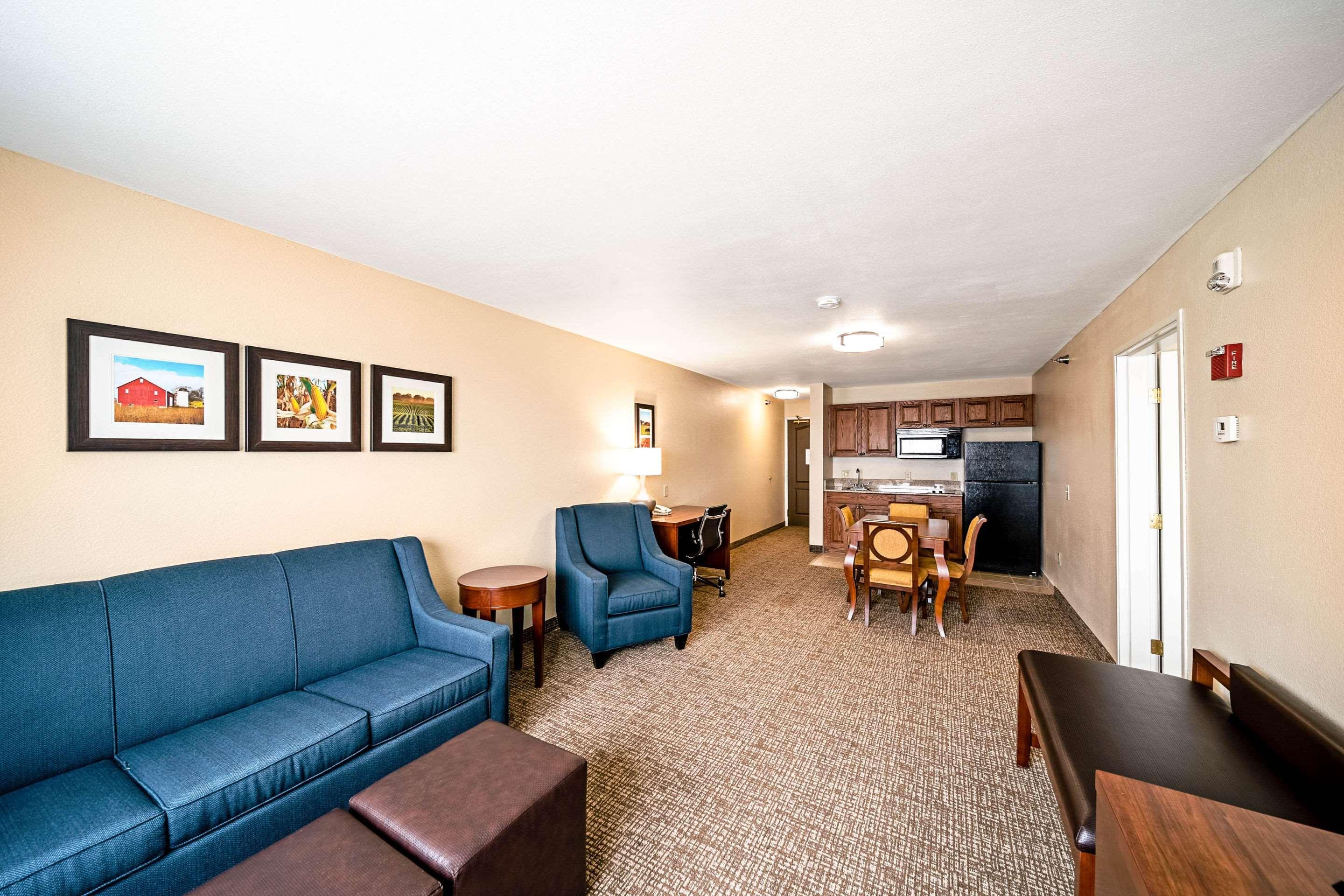 Comfort Inn & Suites Independence Exterior photo