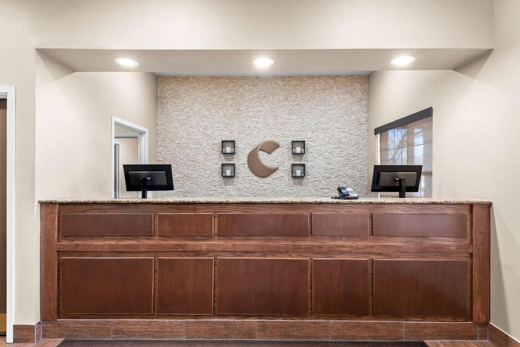 Comfort Inn & Suites Independence Exterior photo